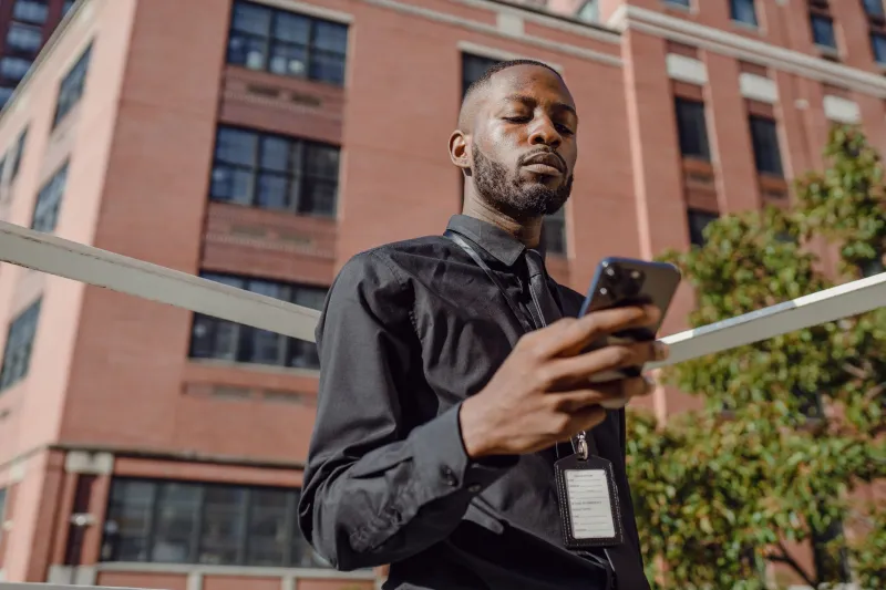 The Professional Edge: How Adult Tobacco Users Are Leveraging IQOS to Reclaim Their Workplace Reputation